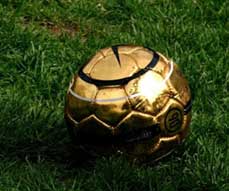 Da a conocer la FIFA candidatos a Balón de Oro