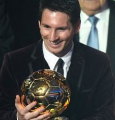 Messi gana el Balón de Oro por tercera vez consecutiva