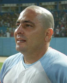 Aspira Roger Machado a dirigir equipo Cuba de béisbol