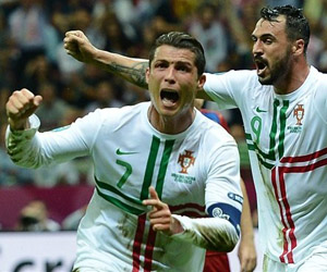 Cristiano mete a Portugal en semifinales