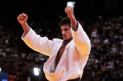 Cubano (villaclareño) Asley González accede a los cuartos de final del judo de -90 kg