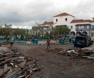 20121026124928-huracan-sandy-santiago-de-cuba.jpg