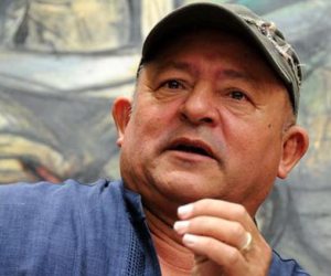 Convoca el pintor Nelson Domínguez a ayudar a damnificados cubanos