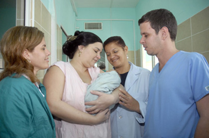 Cero mortalidad materna en Villa Clara durante 2012