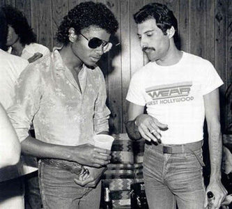 Regresan, juntos, Freddie Mercury y Michael Jackson