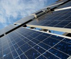 Inauguran primera central de energía solar