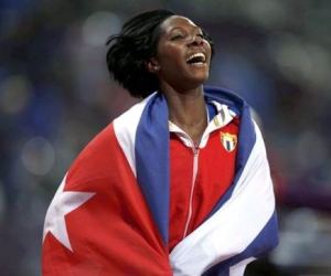 La pertiguista cubana Yarisley Silva gana título en Mundial de Atletismo
