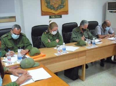 Examina General de División Ramón Pardo Guerra cumplimiento de las medidas ante «ETA» en Villa Clara