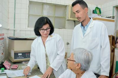 Laboratorio de Biología Molecular de Villa Clara insiste en diagnósticos de virus respiratorios