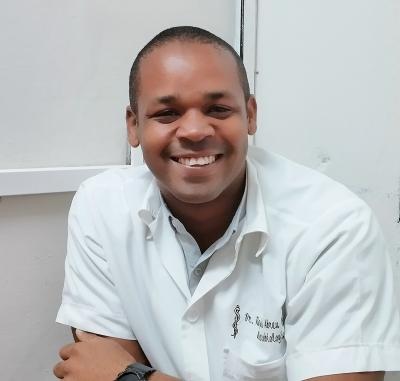 Dr. Rafael Abreu: «Todo lo que hago es por la humanidad»